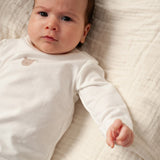 Feetje Longsleeve Geborduurd Beertje - The Knits