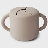 Mushie Siliconen Snackbeker - Shifting Sand